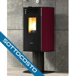 STUFA A PELLET ANSELMO COLA VISION HR 6.33 KW IN ACCIAIO COLORE BORDEAUX AD ARIA