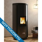 STUFA A PELLET ANSELMO COLA ELEGANT 8.27 KW IN ACCIAIO COLORE NERO AD ARIA